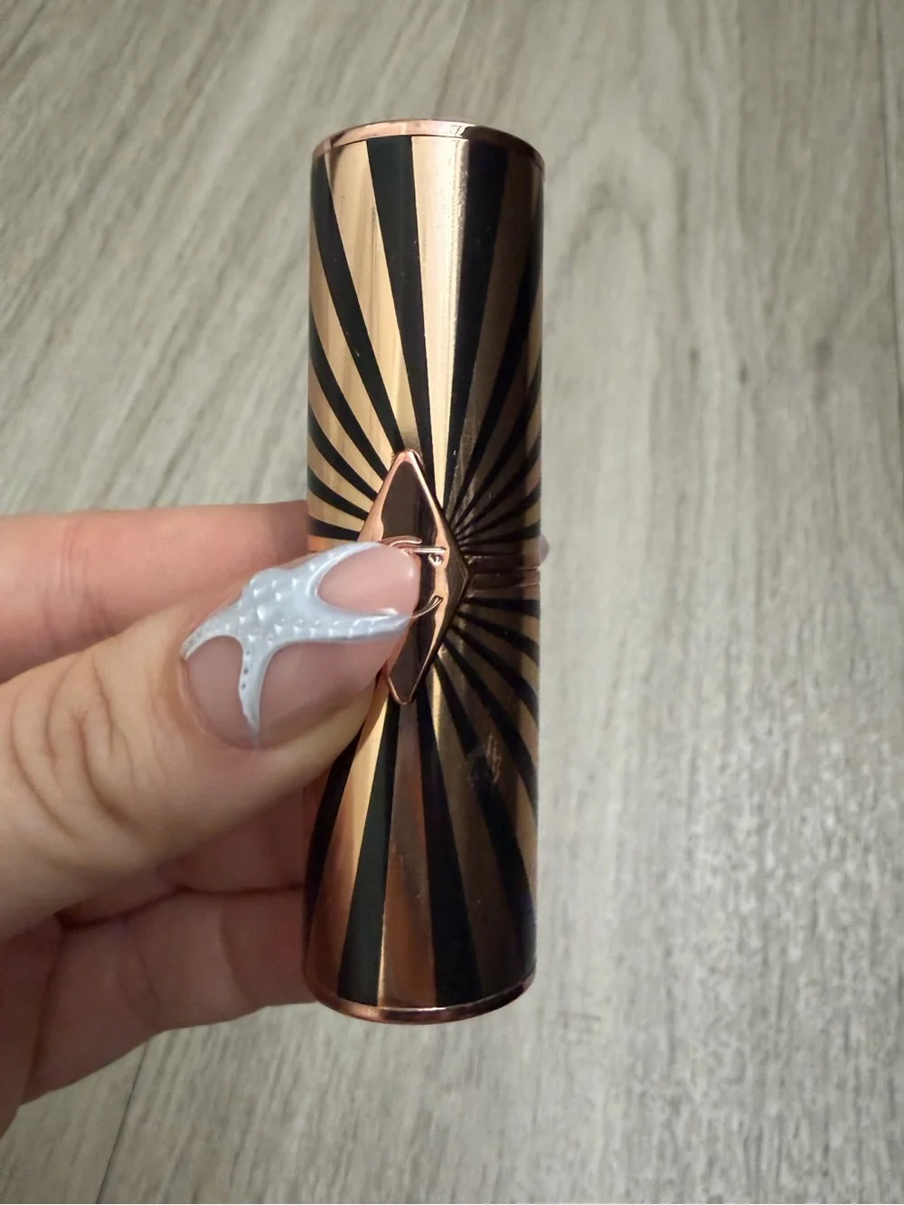 New Charlotte Tilbury Hot Lips 2 Lipstick Viva La Vergara